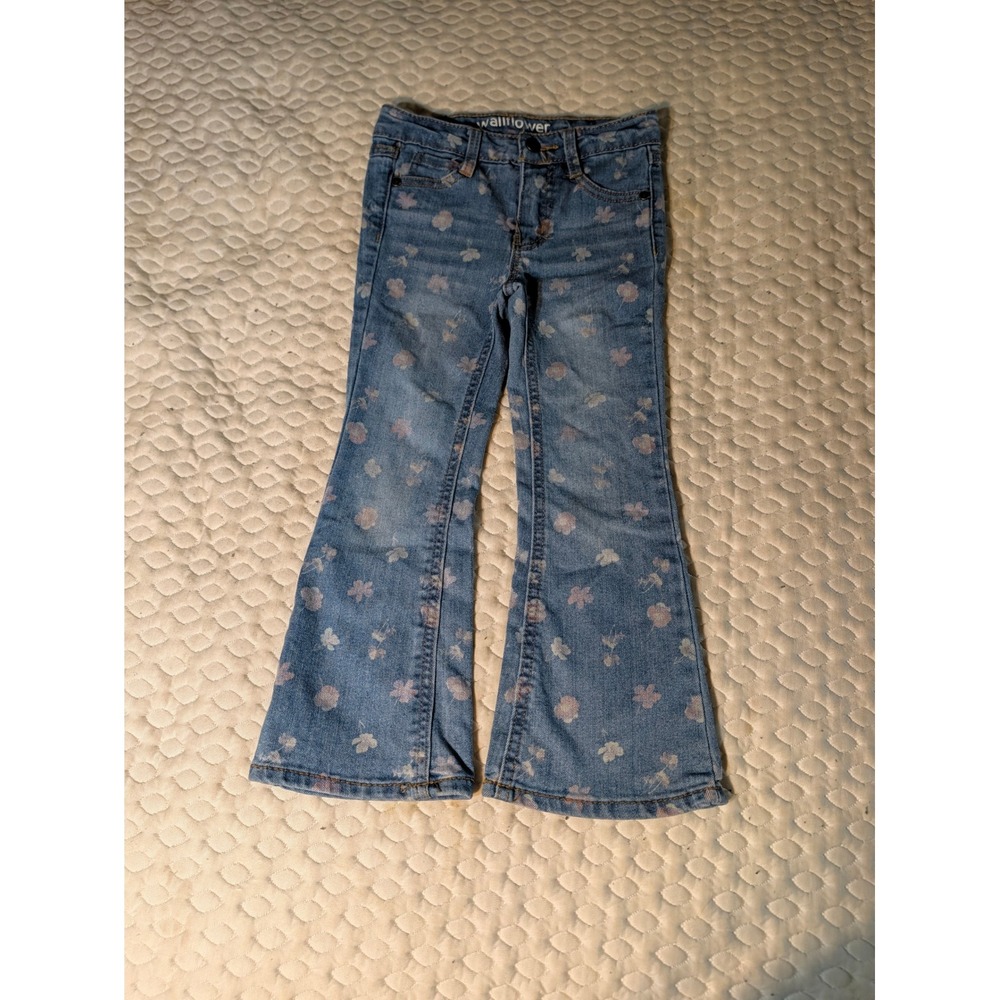 WallFlower Girl Floral Flare Jeans Light Wash Denim Size 5 Flower Print 43784